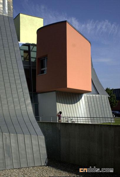 弗蘭克·蓋利（Frank  Gehry）：Vitra博物館設(shè)計(jì)