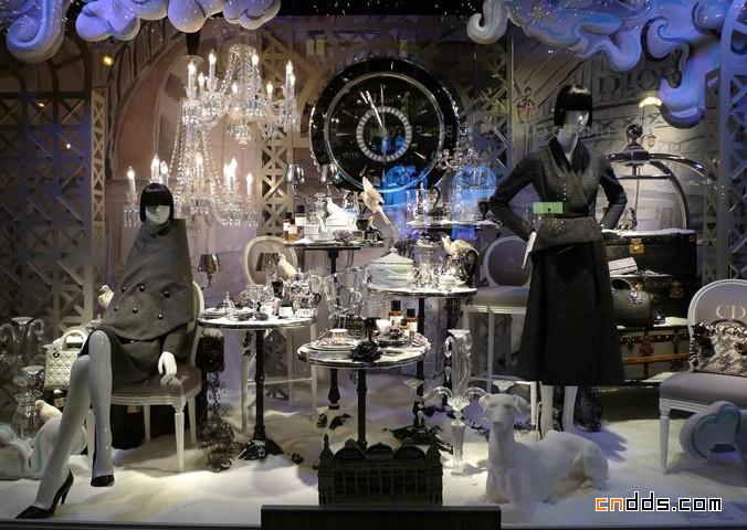 巴黎Dior在圣诞节橱窗展示设计欣赏