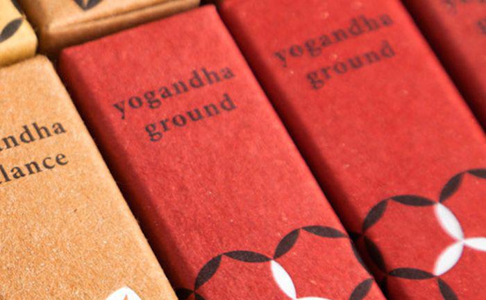 纯天然Yogandha瑜伽油包装设计