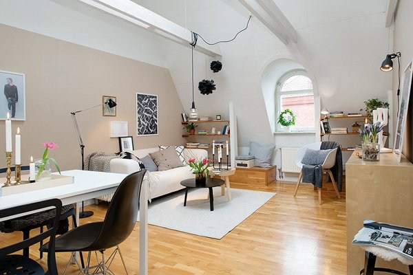 瑞典舒适简约的顶层公寓
