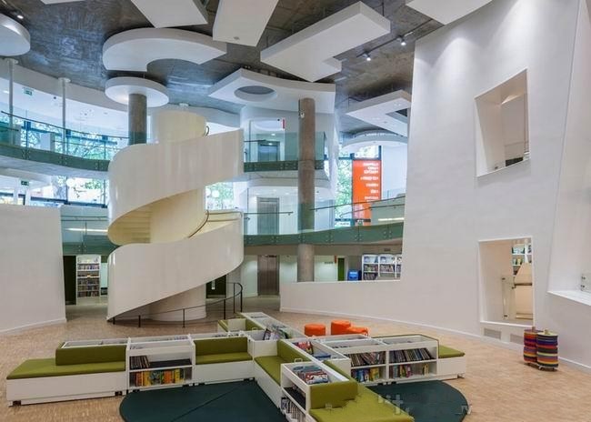 克拉珀姆图书馆室内空间创意设计