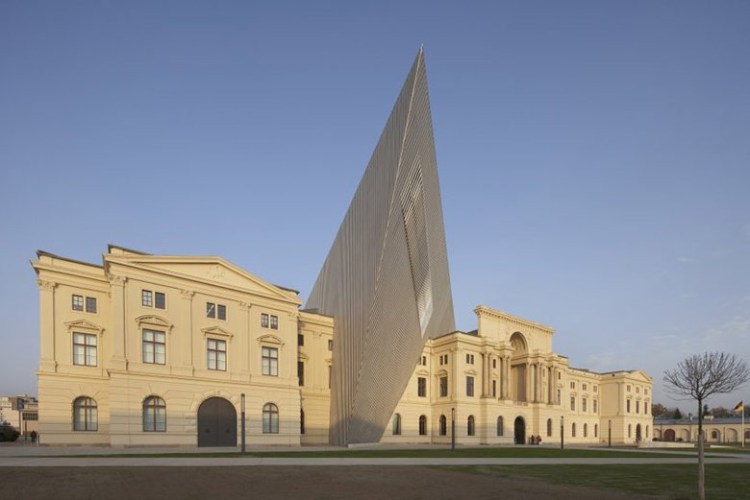 德累斯顿军事博物馆