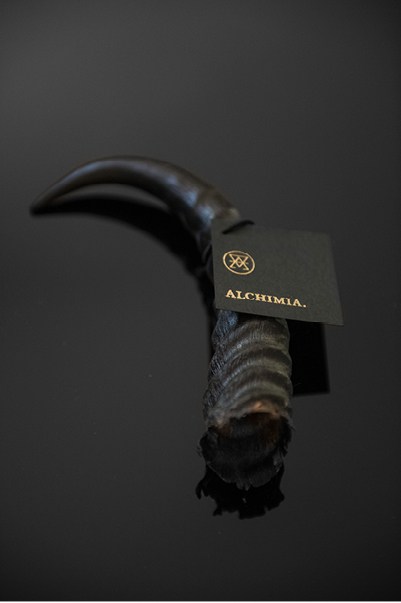 Alchimia品牌簡約優雅包裝設計