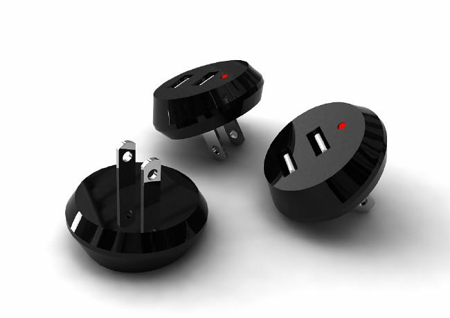 小巧的旅行充電器