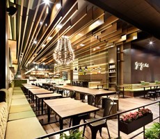 gaga鲜语餐厅室内设计