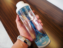 超时尚创意活塞式手动321 water过滤水瓶