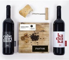 Pastor葡萄酒厂标志与包装