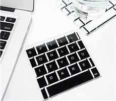 键盘造型的创意杯垫