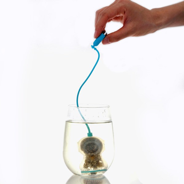 造型可爱的潜水员泡茶工具