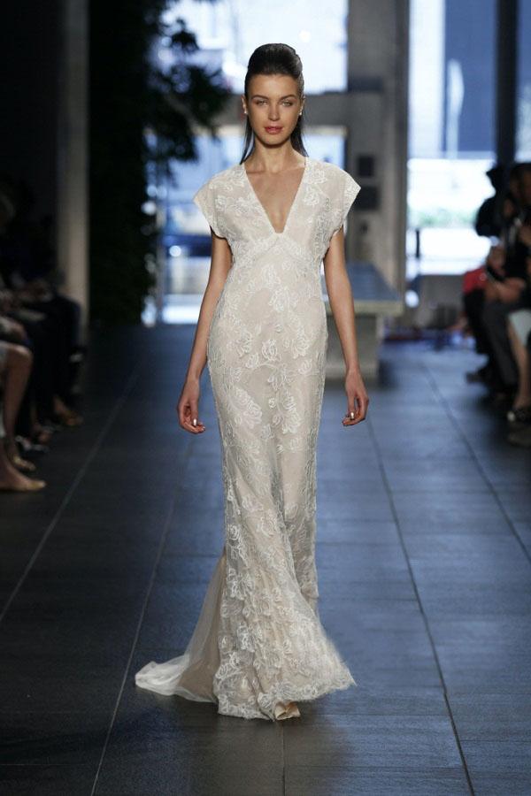 2014极简主义特色的精致婚纱设计