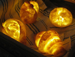 「真面包」LED灯