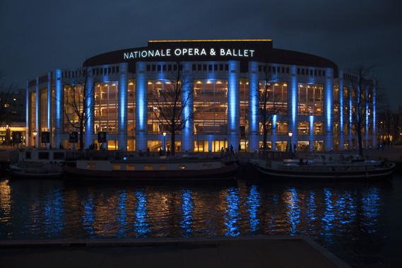 荷兰国家歌剧与芭蕾舞团视觉形象设计