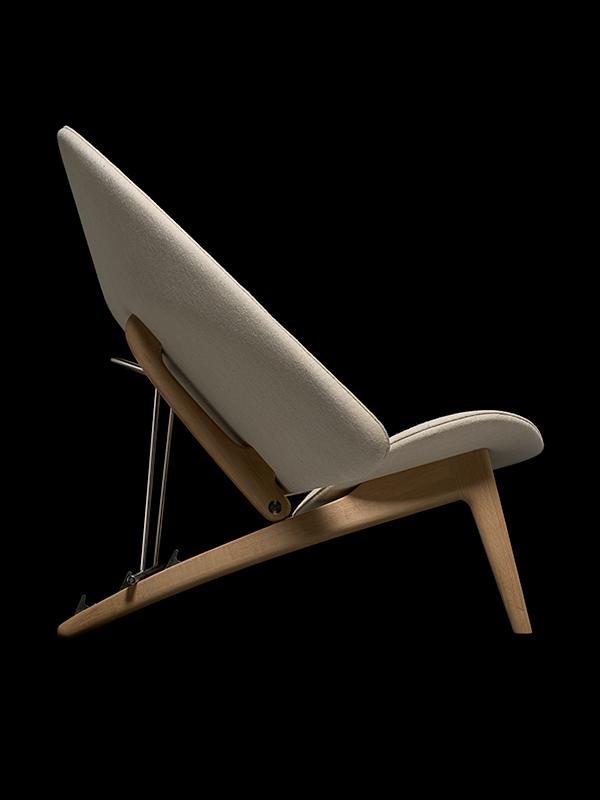 为纪念设计师一百周年诞辰而设计的椅子