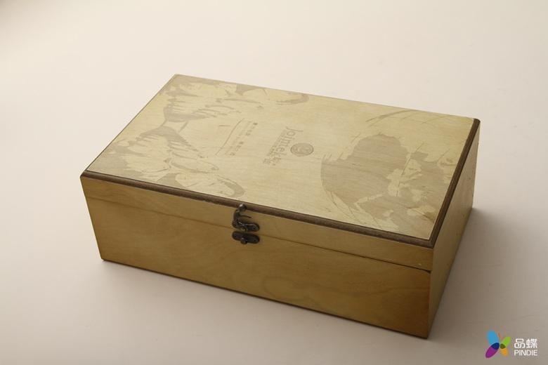 红酒木盒设计欣赏