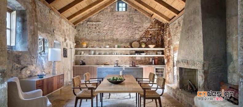 stone walls and natural colors for this dalmatian coast house