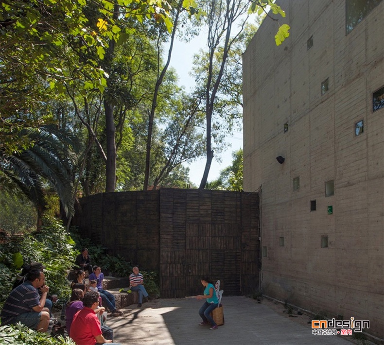 知慧之窗丨墨西哥城市区文化中心设计