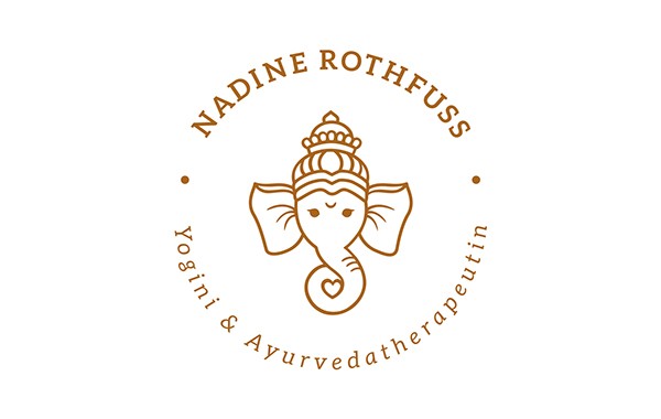 nadine rothfuss阿育吠陀瑜伽治療師品牌形象設(shè)計