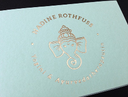 nadine rothfuss阿育吠陀瑜伽治疗师品牌形象设计