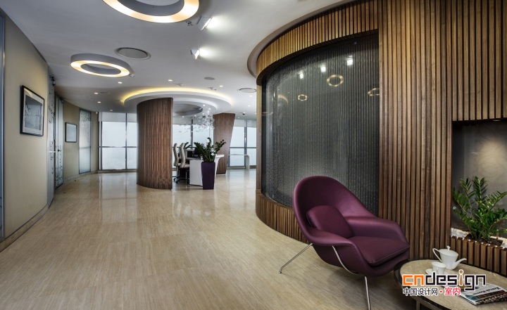 Elena Krylova设计的圣彼得堡Sberbank银行办公空间