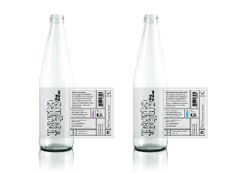 优雅时尚的矿泉水包装设计