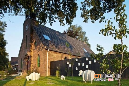 延续圣洁：荷兰教堂改造私宅