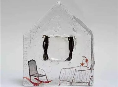 如果可以，请玻璃艺术家Jenny Ayrton将派的科技“冻结”