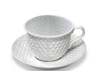 温馨的冷色调家居产品设计Beautiful design of household goods