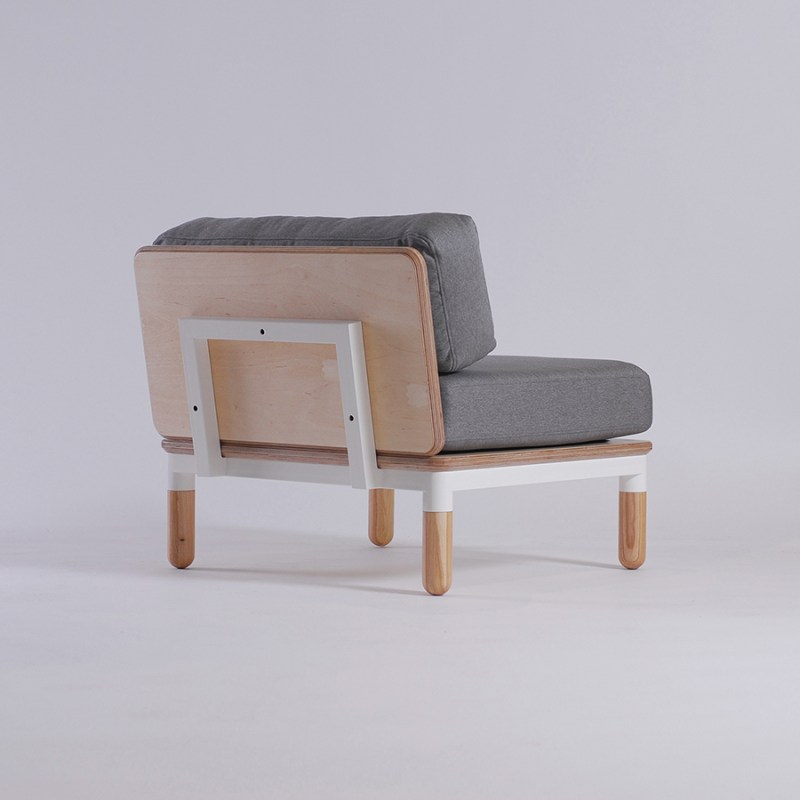 R series sofa  