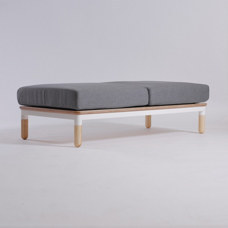 R series sofa  