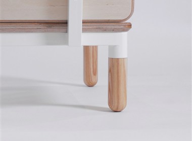 R series sofa  