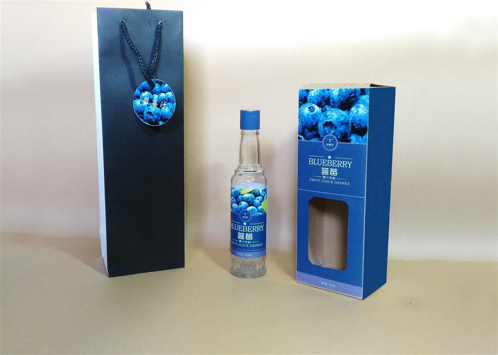 包装设计《蓝莓果汁》