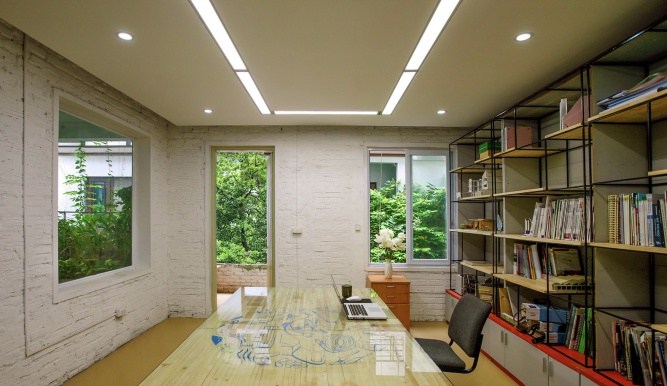 Growing Green Office / Studio 102