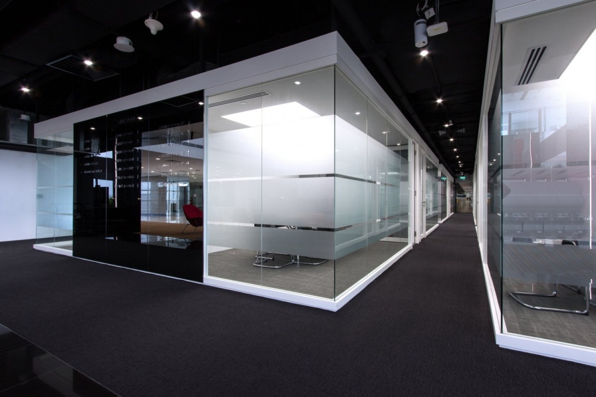 捷克宣传局办公室-Kurz architects-办公空间设计案例-筑龙室内设计论坛