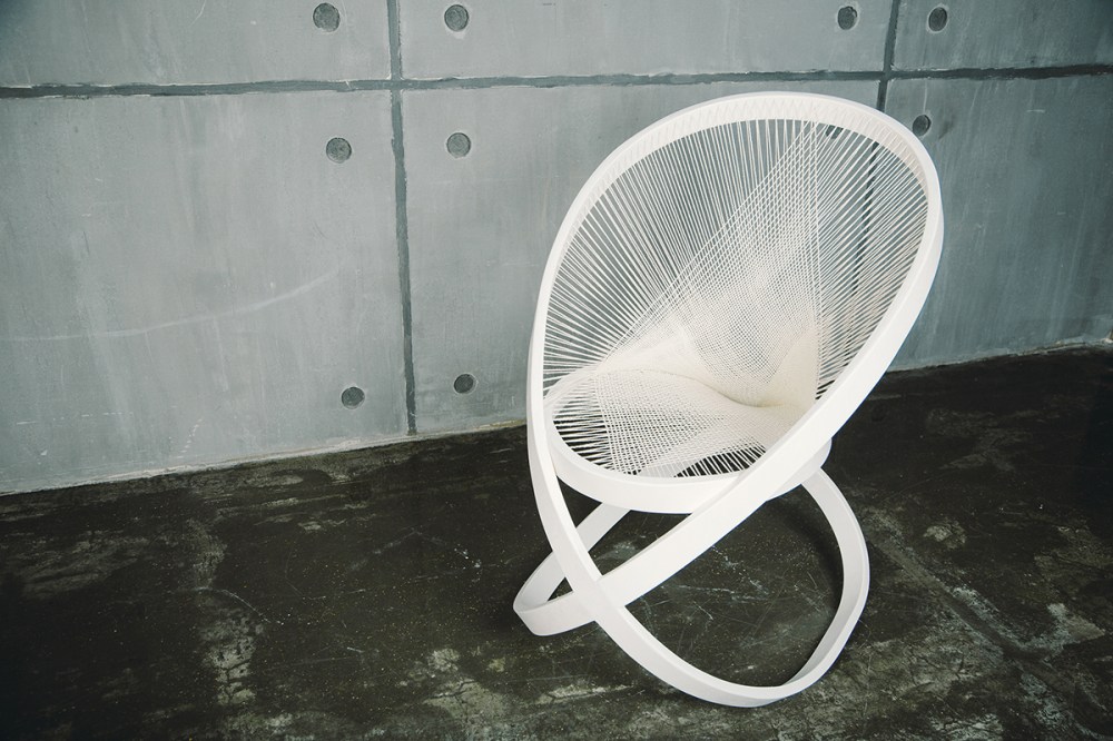 扭转的椅子设计作品欣赏