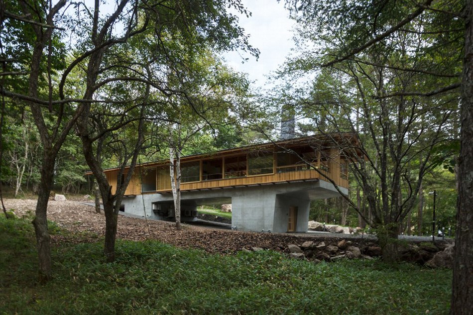 日本混泥土林中小屋