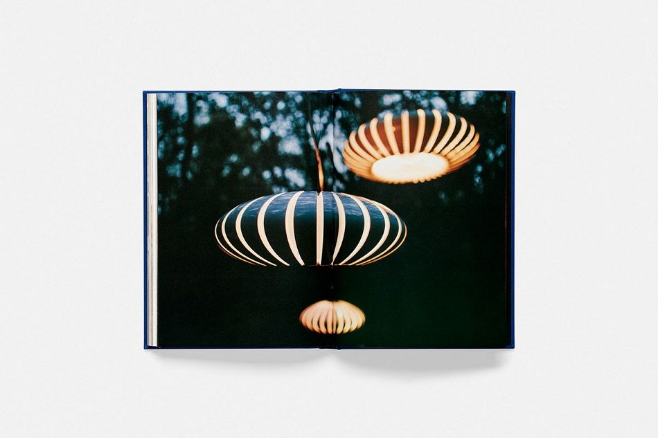 成都摩品广告公司-Reflections on light画册设计欣赏分享