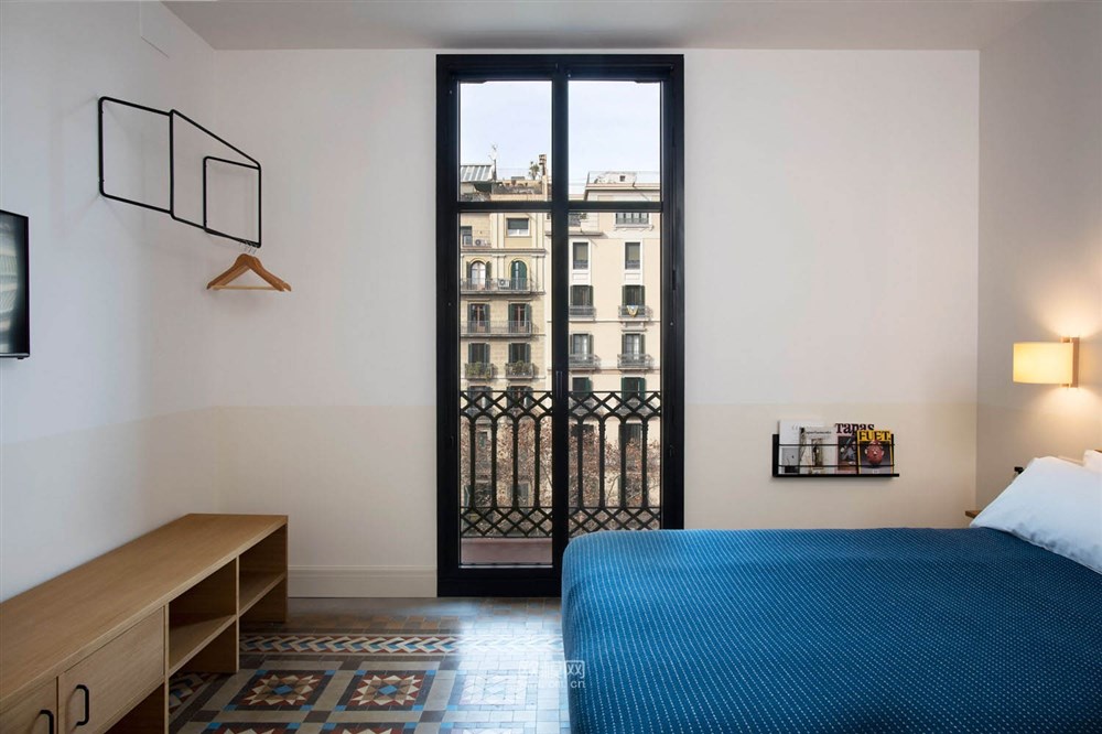 欧模网—[精品酒店(客栈)及度假村] 巴塞罗那简约风Casa Bonay酒店设计