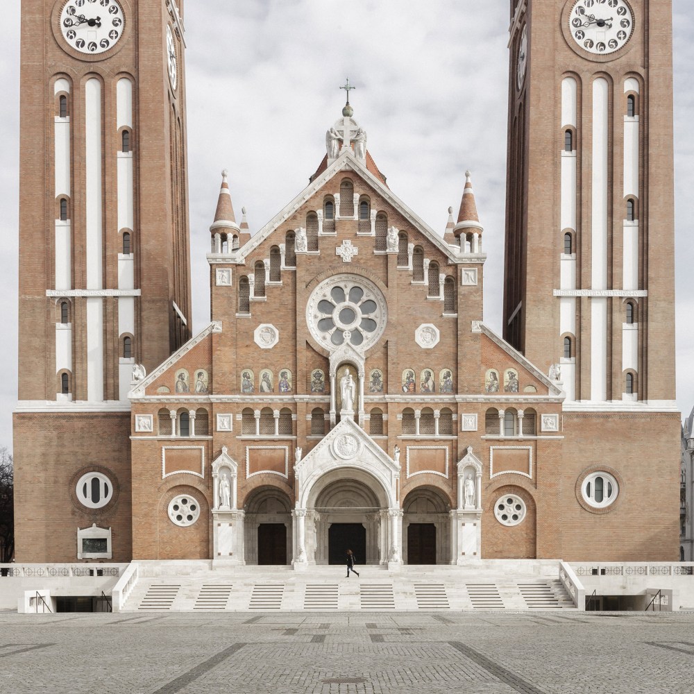 匈牙利Szeged教堂改造项目  3H architecture