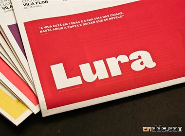 Lura期刊版面设计