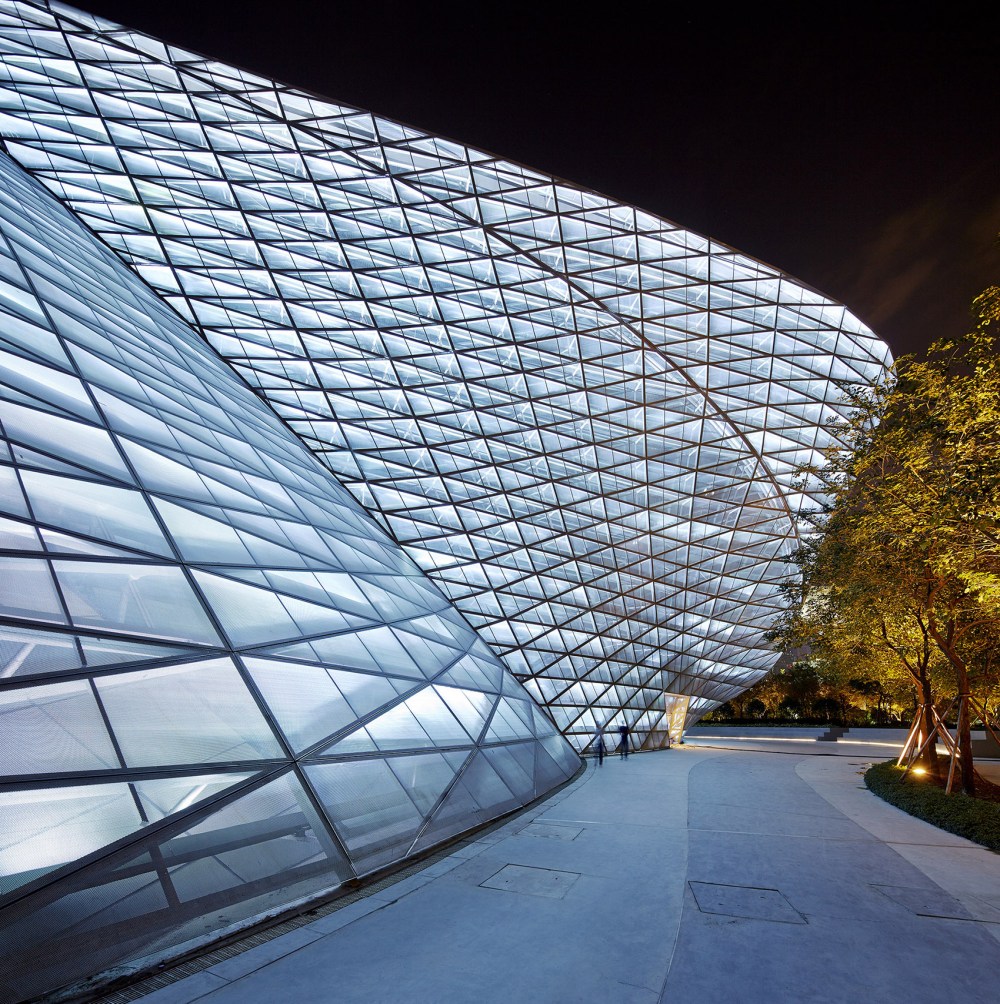 深圳當代藝術館及城市規(guī)劃展覽館建筑燈光設計