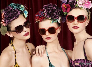 D&G2010秋冬女装：美女的花花世界