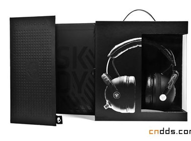 Skullcandy 耳机包装设计