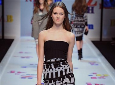 D&G11/12秋冬米兰女装新品发布（一）