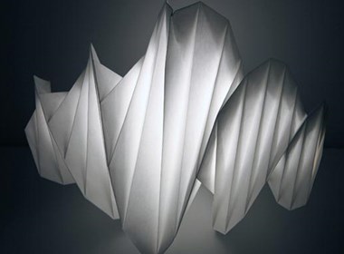 三宅一生 折叠灯