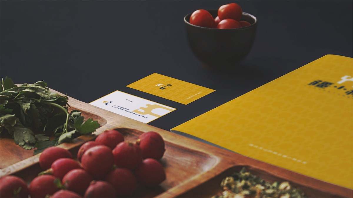 疆小格新疆主题餐厅项目内容：品牌定位、标志、VI、菜单