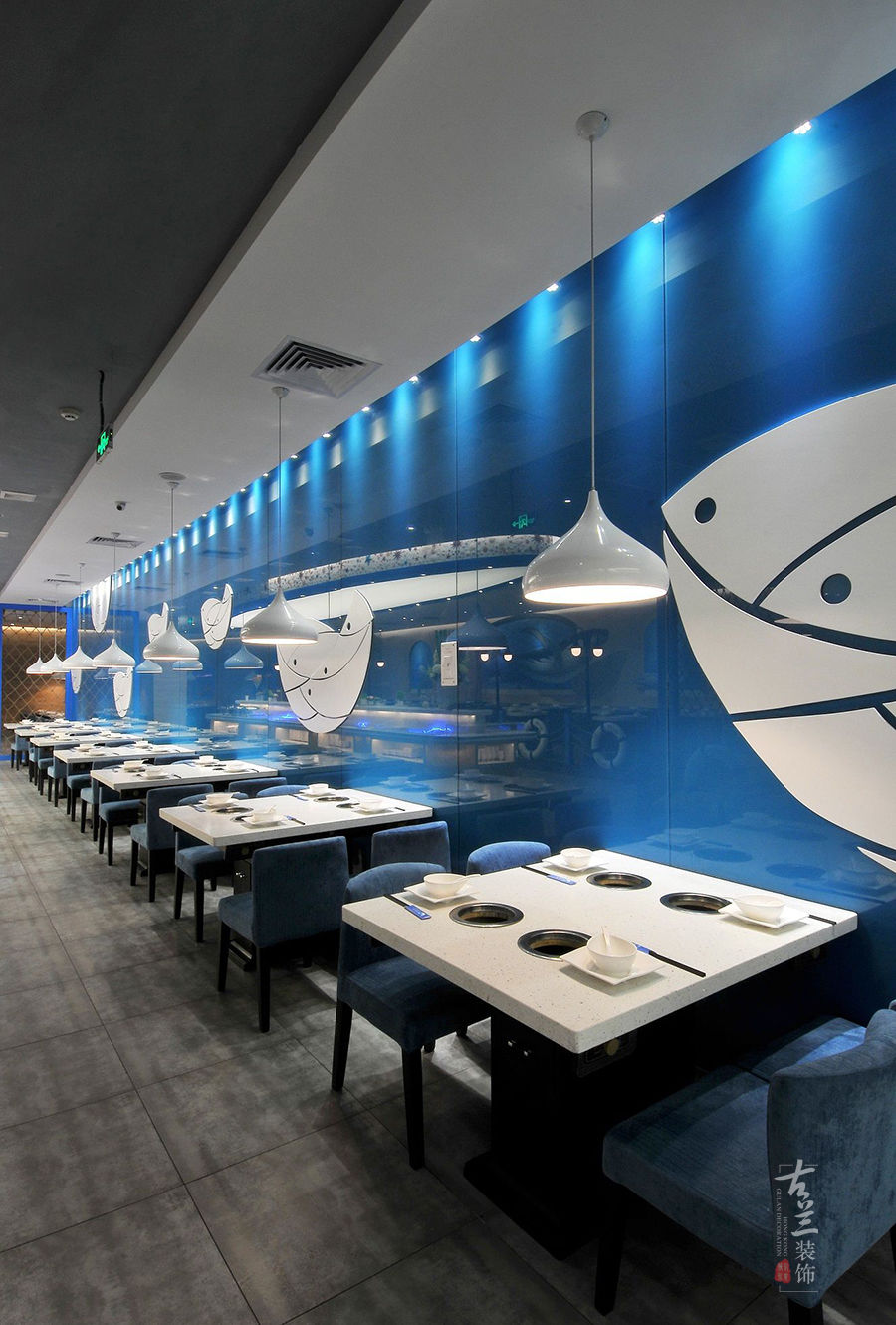 蓝海一家自助餐厅-成都专业特色餐厅装修设计公司