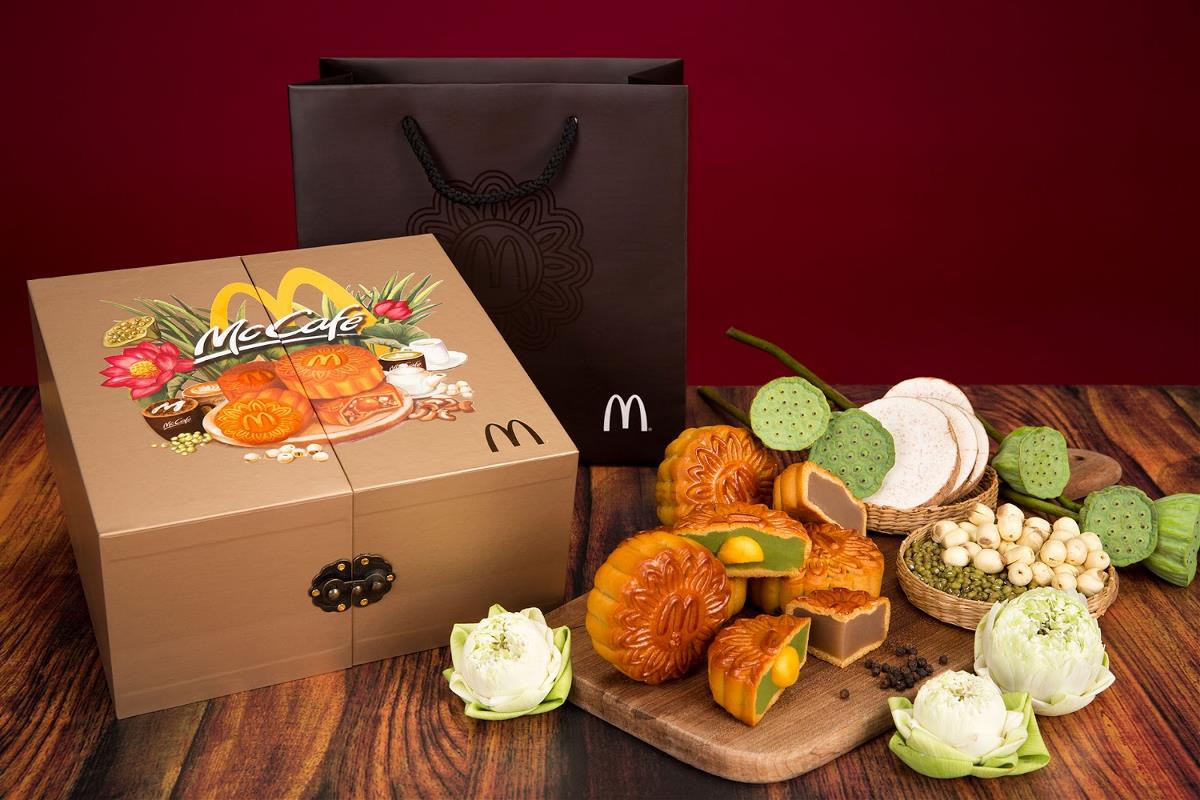 2017越南麦当劳月饼包装设计
