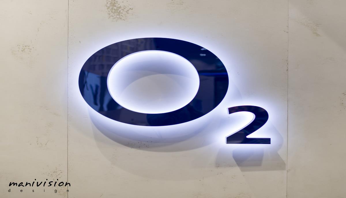 O2 Live Flagship Store Hamburg商業(yè)空間設(shè)計(jì)/摩尼視覺分享