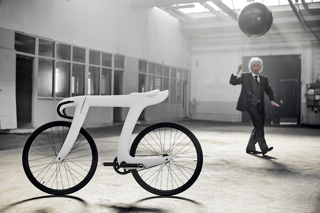 灵感来自爱因斯坦的π的自行车设计