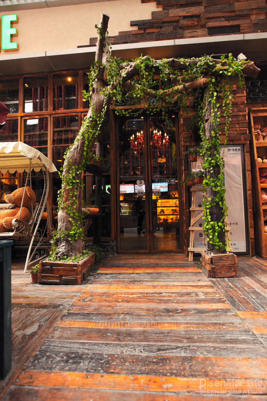 【万达广场泰迪熊餐厅】-南京专业餐厅设计公司|南京专业餐厅装修公司